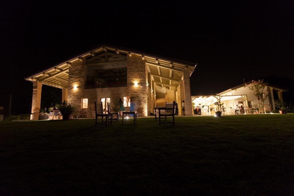 Agriturismo Alba Del Borgo Fidenza Exterior foto
